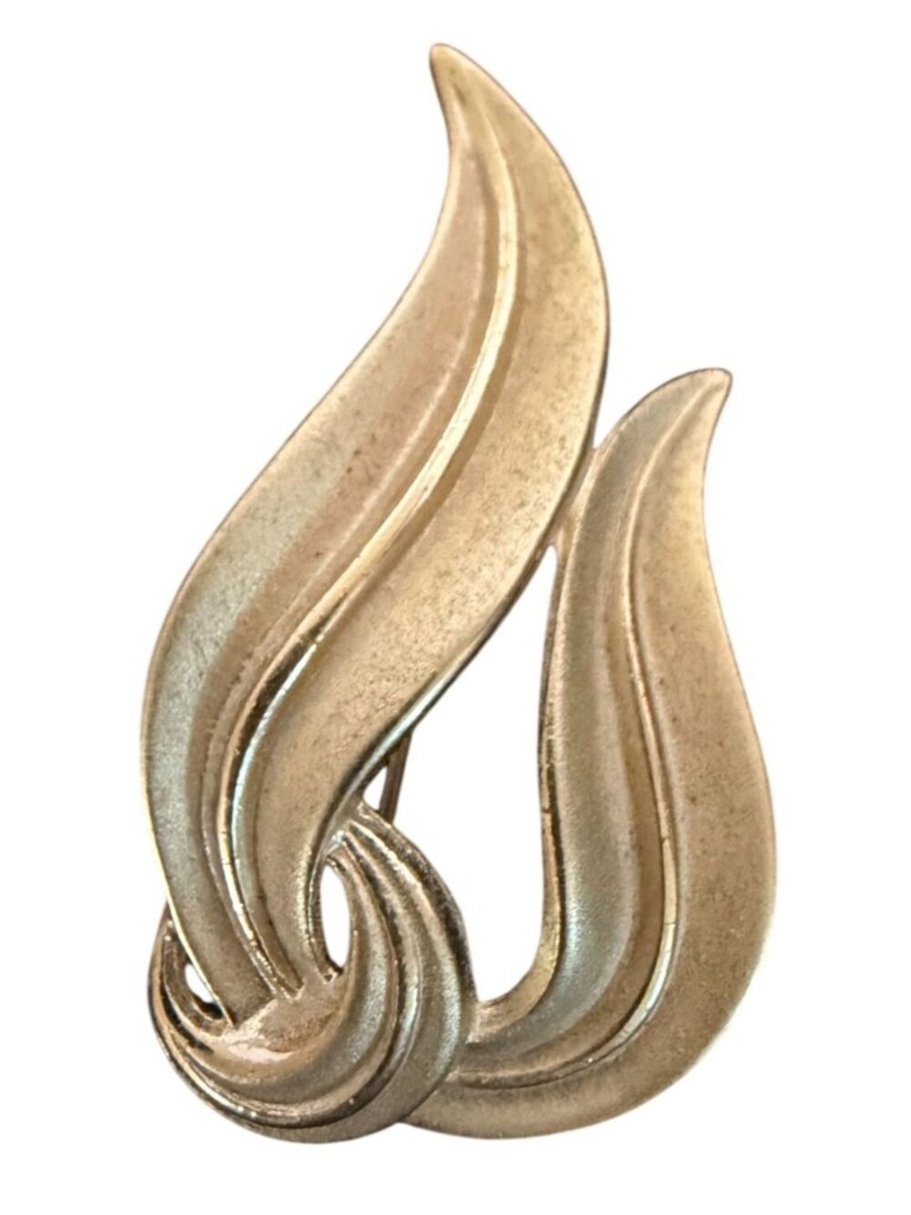 Vintage Trifari Gold-Tone Flame Design Brooch Pin Elegant Retro Jewelry 1950s